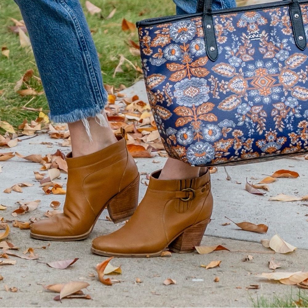 Rachel Comey Mars Ankle Booties Size 6